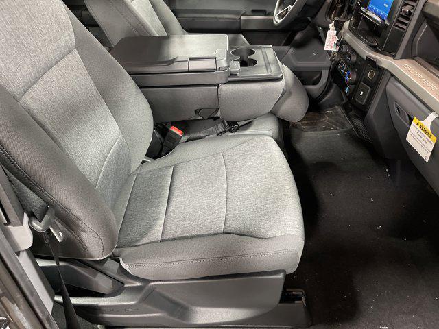 new 2025 Ford F-250 car, priced at $70,125