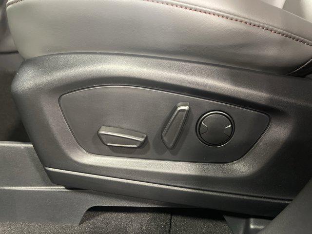 new 2025 Ford Explorer car, priced at $45,677