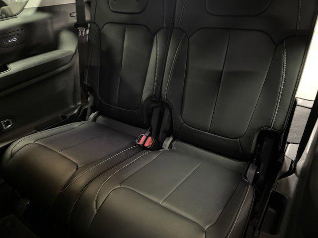 used 2022 Jeep Grand Cherokee L car, priced at $30,997