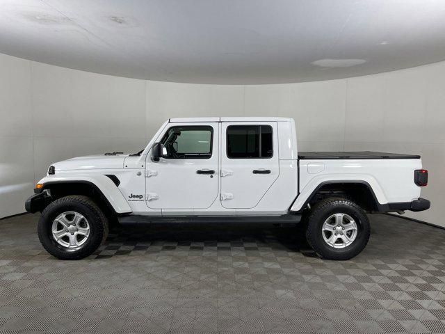 used 2022 Jeep Gladiator car, priced at $33,997