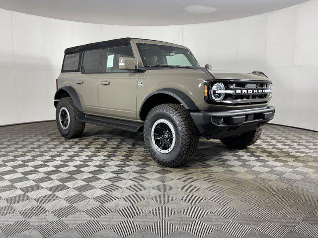 new 2025 Ford Bronco car, priced at $59,854