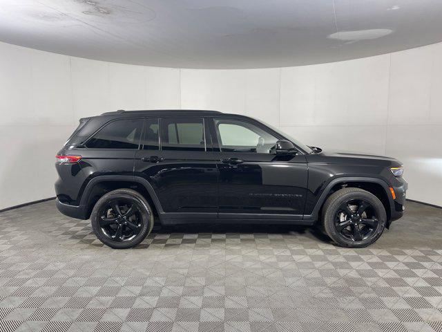 used 2023 Jeep Grand Cherokee car, priced at $34,497
