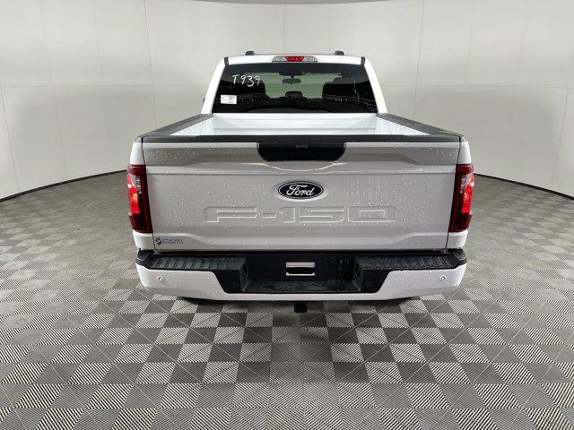 new 2025 Ford F-150 car, priced at $45,381