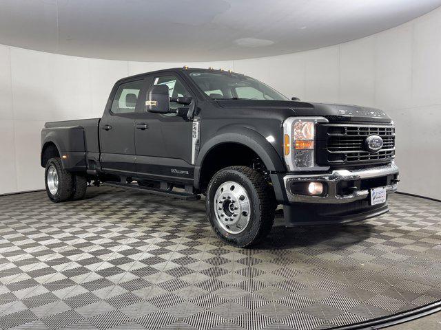 new 2025 Ford F-450 car, priced at $75,290