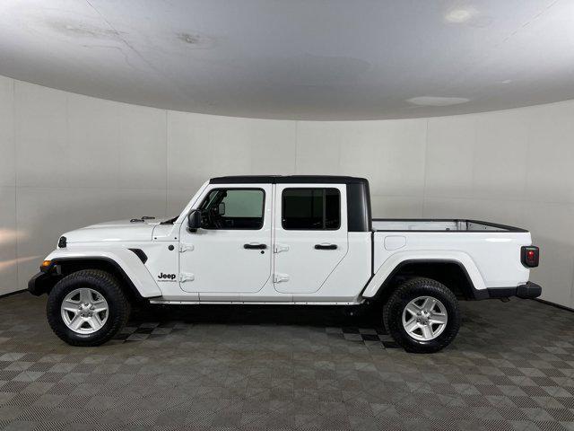 used 2023 Jeep Gladiator car, priced at $29,997