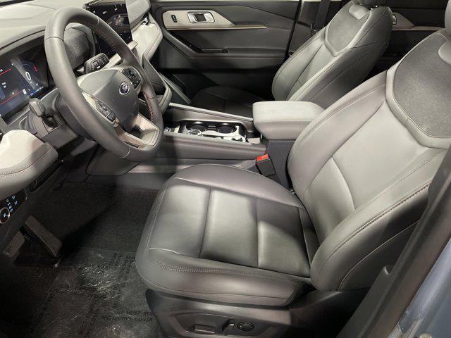 new 2025 Ford Explorer car, priced at $46,978