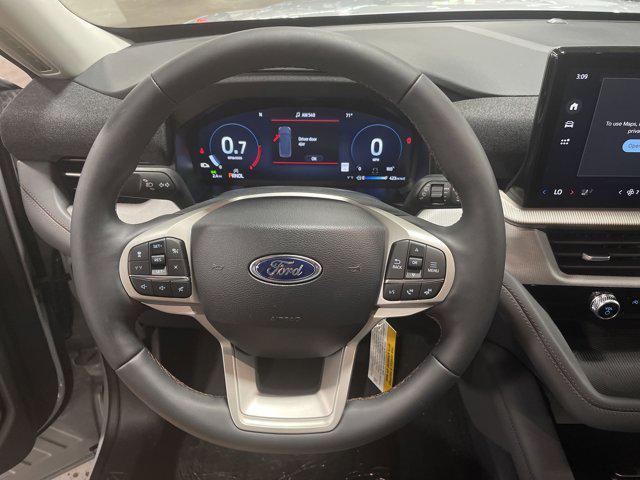new 2025 Ford Explorer car