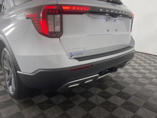 new 2025 Ford Explorer car