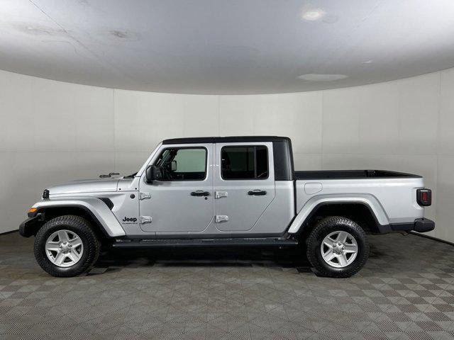 used 2023 Jeep Gladiator car, priced at $28,997