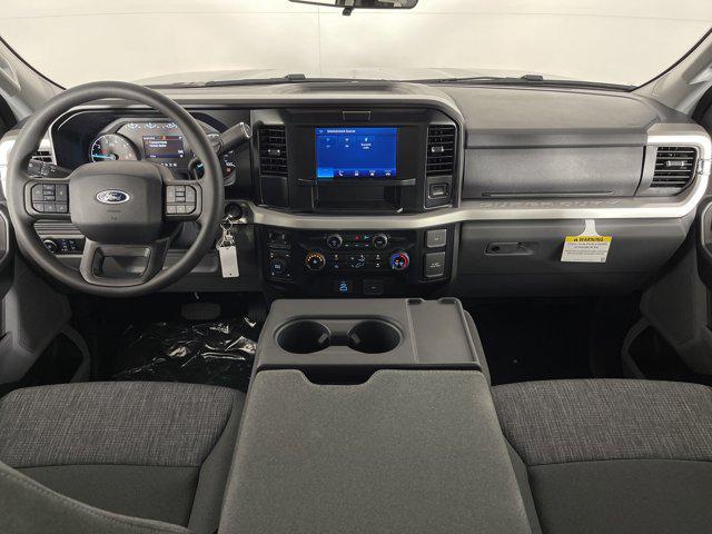 new 2025 Ford F-350 car