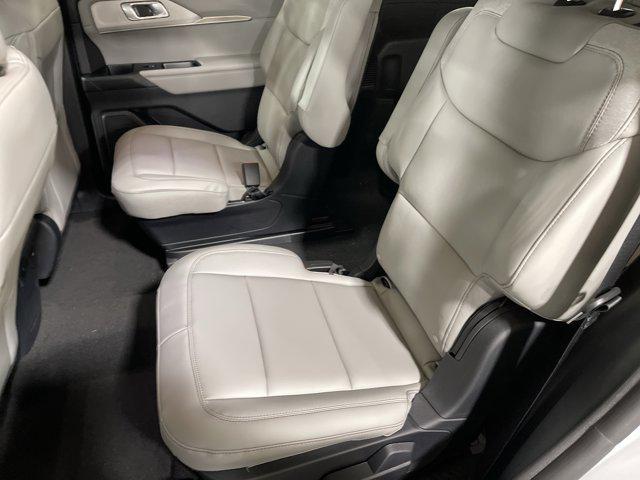 new 2025 Ford Explorer car, priced at $43,677