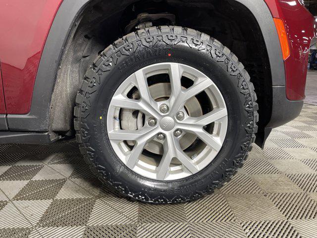 used 2023 Jeep Grand Cherokee car, priced at $31,997