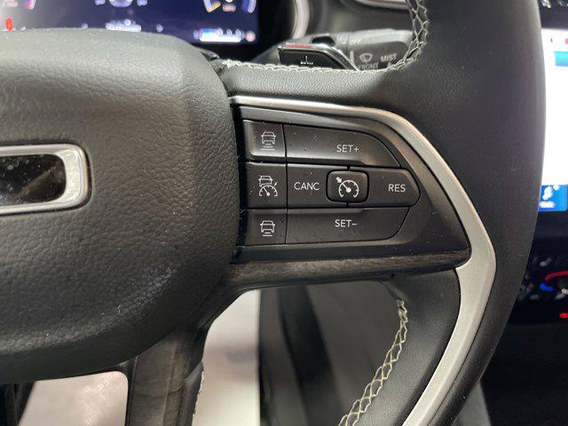 used 2023 Jeep Grand Cherokee car, priced at $31,997