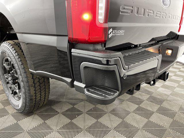 new 2025 Ford F-250 car, priced at $58,452