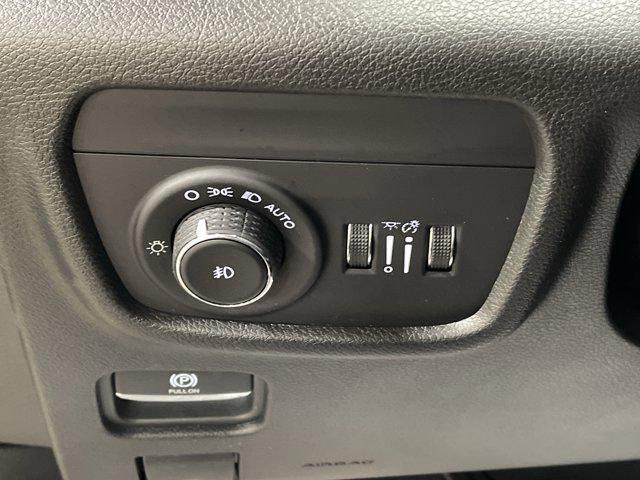 used 2022 Jeep Grand Cherokee car, priced at $33,497
