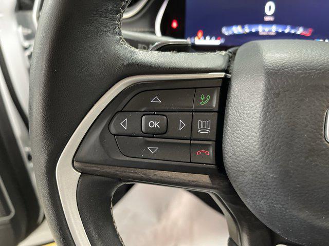 used 2022 Jeep Grand Cherokee car, priced at $33,497