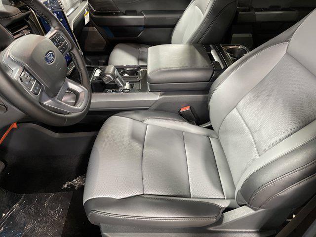 new 2025 Ford F-150 Lightning car