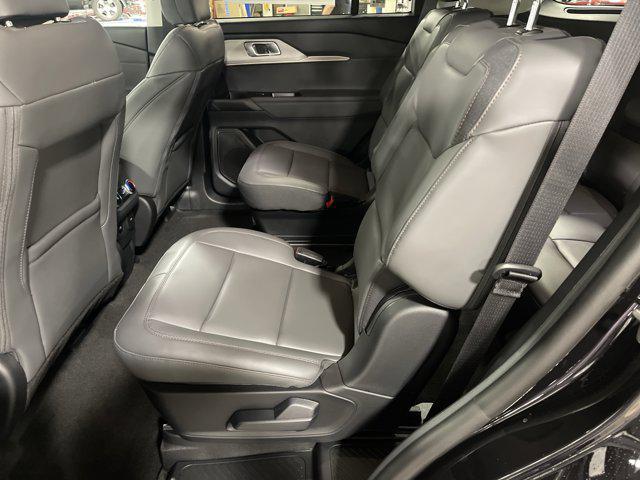 new 2025 Ford Explorer car, priced at $47,701