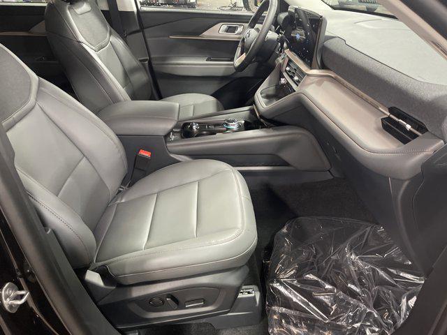 new 2025 Ford Explorer car, priced at $47,701