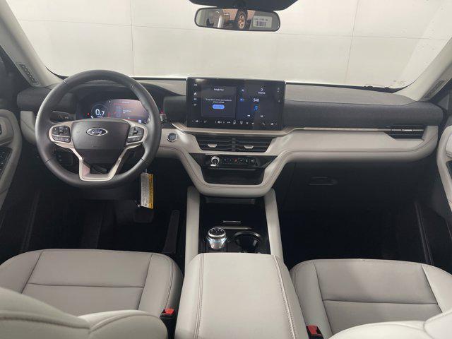 new 2025 Ford Explorer car, priced at $44,000
