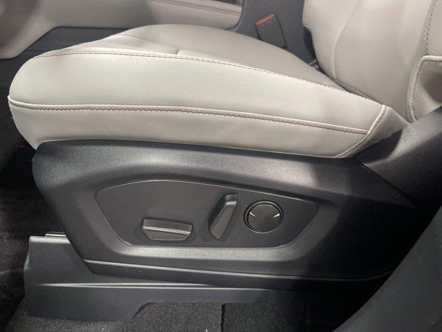 new 2025 Ford Explorer car, priced at $44,000
