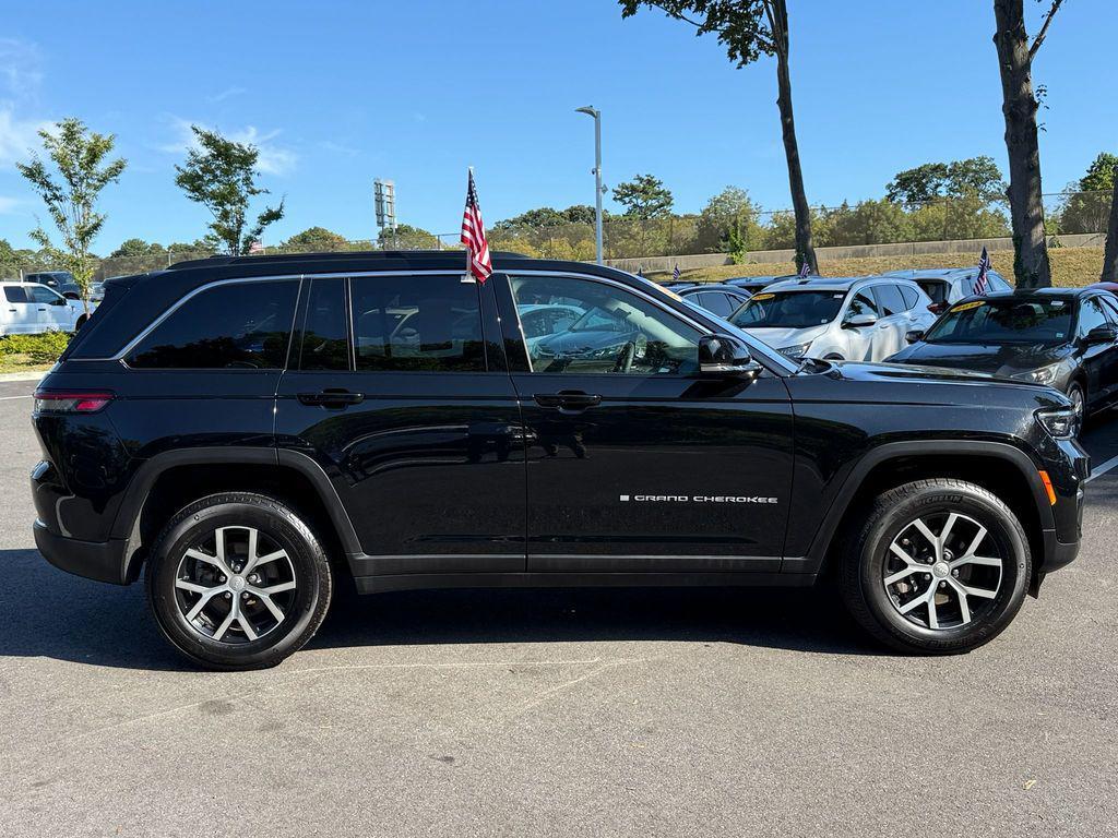 used 2025 Jeep Grand Cherokee car, priced at $42,123