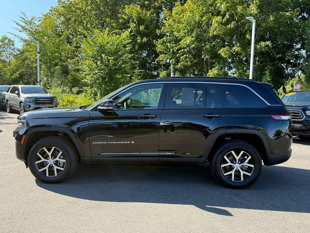 used 2025 Jeep Grand Cherokee car, priced at $42,123