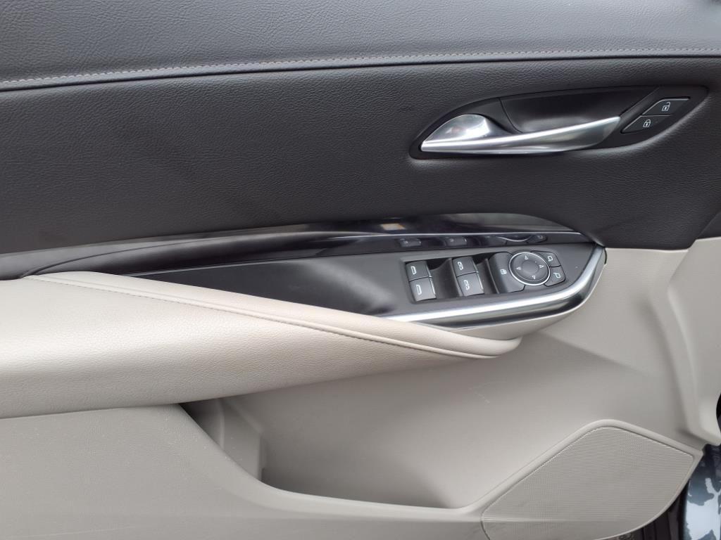 used 2020 Cadillac XT4 car, priced at $20,137