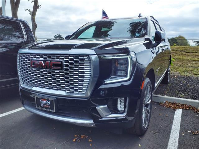 used 2022 GMC Yukon XL car, priced at $62,653