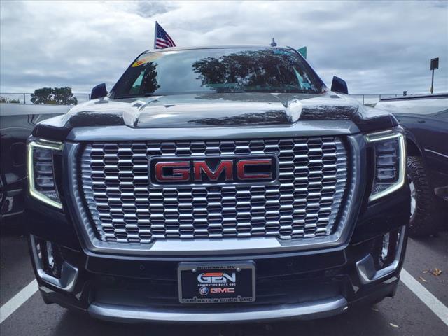 used 2022 GMC Yukon XL car, priced at $62,653