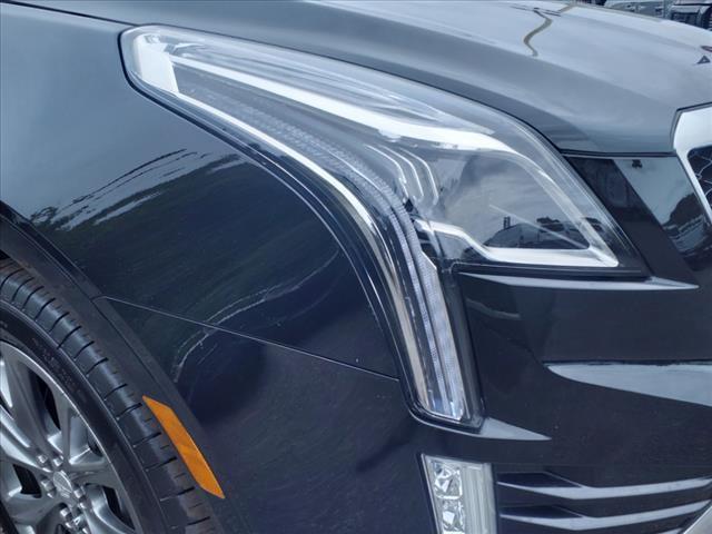 used 2021 Cadillac XT5 car, priced at $32,977