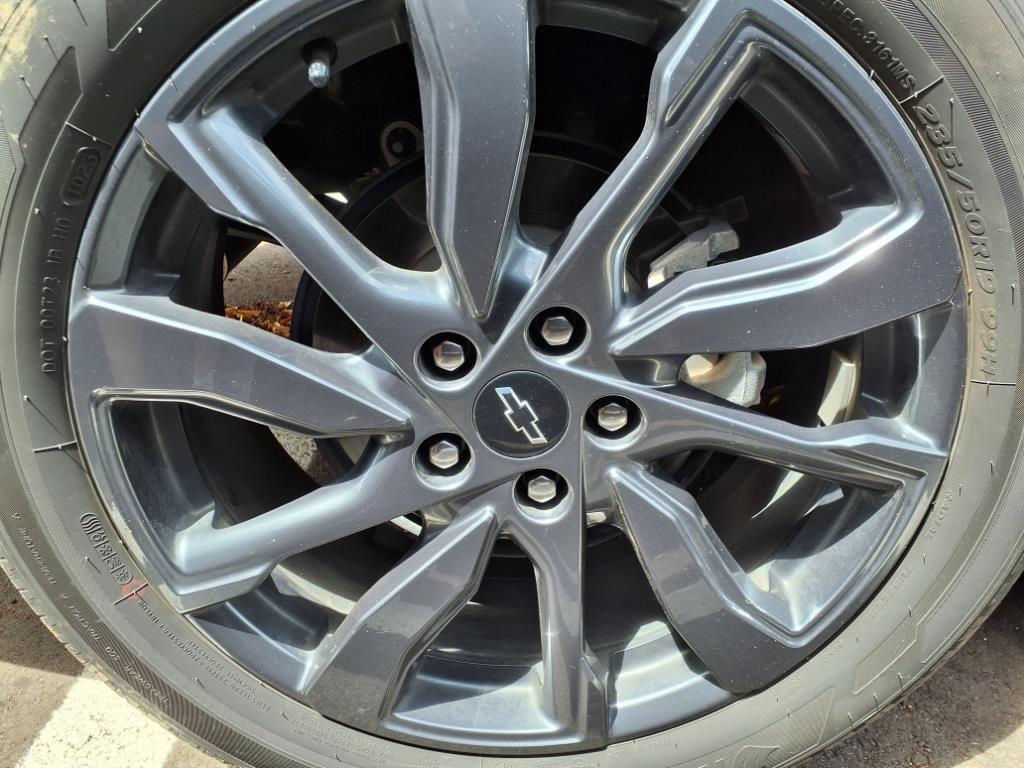 used 2023 Chevrolet Equinox car, priced at $24,837