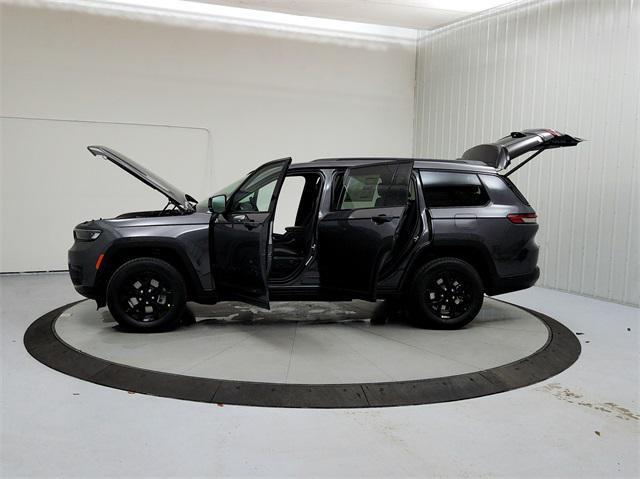 new 2025 Jeep Grand Cherokee L car, priced at $45,234