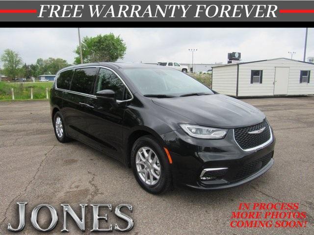 used 2023 Chrysler Pacifica car, priced at $36,480