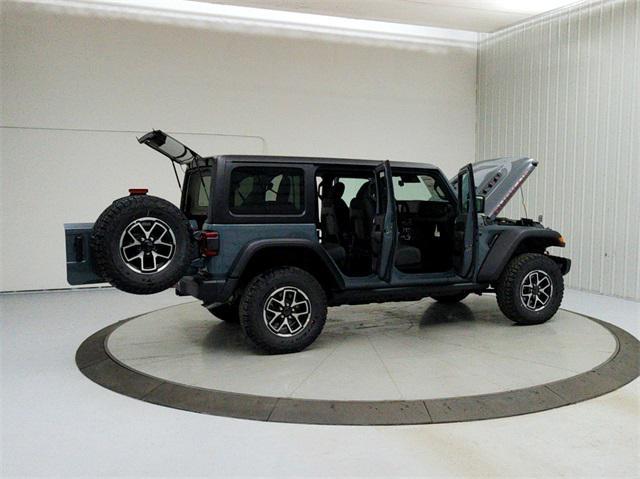 new 2025 Jeep Wrangler car, priced at $56,701