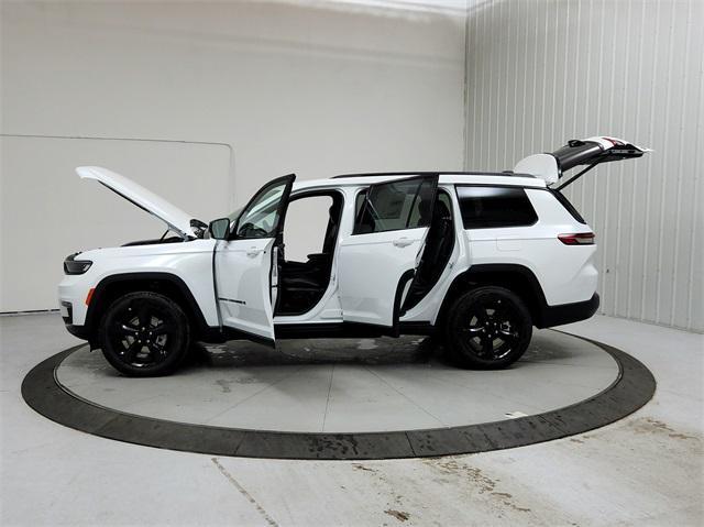 new 2025 Jeep Grand Cherokee L car, priced at $49,185