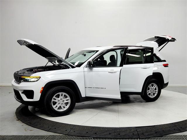 used 2022 Jeep Grand Cherokee car, priced at $29,377