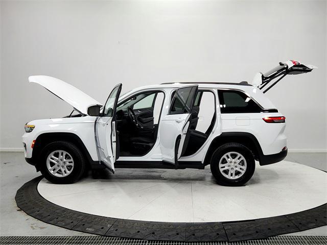 used 2022 Jeep Grand Cherokee car, priced at $29,377