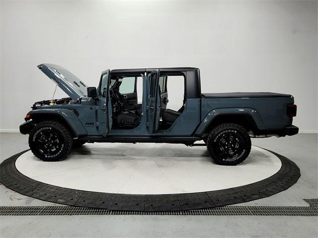 new 2024 Jeep Gladiator car, priced at $47,098