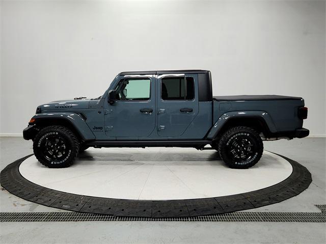 new 2024 Jeep Gladiator car, priced at $47,098