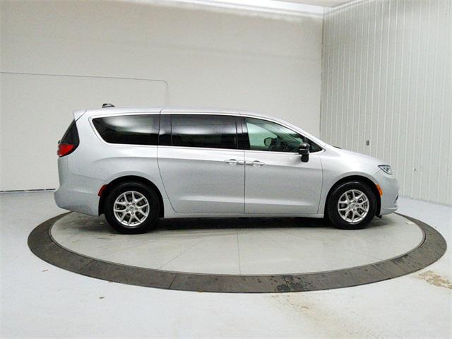 used 2024 Chrysler Pacifica car, priced at $30,209