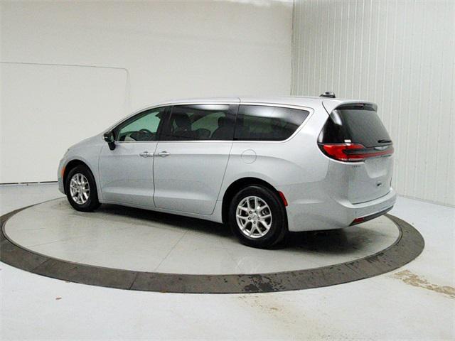 used 2024 Chrysler Pacifica car, priced at $30,209