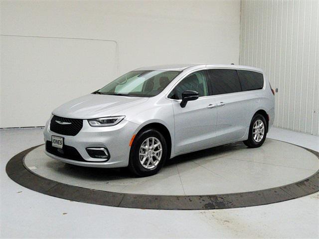 used 2024 Chrysler Pacifica car, priced at $30,209