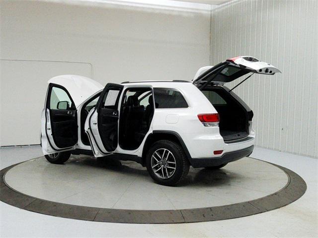 used 2022 Jeep Grand Cherokee car, priced at $23,497