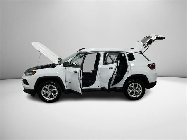 new 2024 Jeep Compass car, priced at $27,350