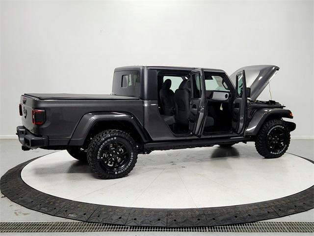 new 2024 Jeep Gladiator car, priced at $47,598