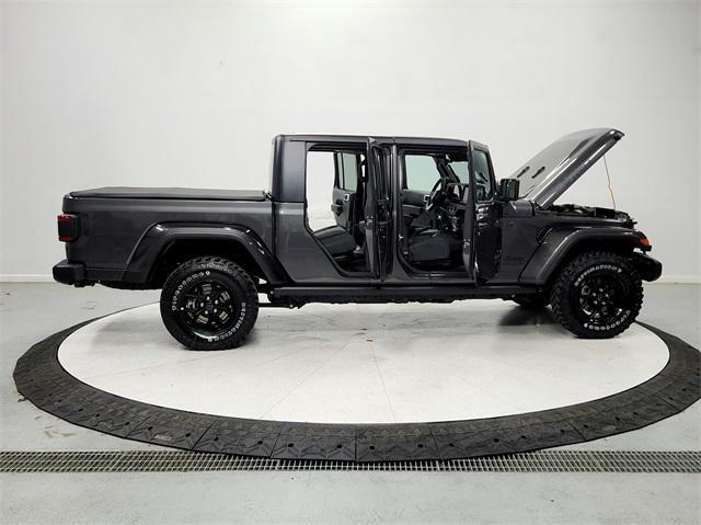 new 2024 Jeep Gladiator car, priced at $47,598