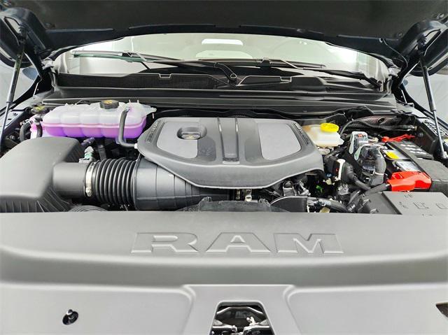 new 2025 Ram 1500 car, priced at $60,112