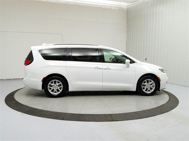 used 2021 Chrysler Pacifica car, priced at $20,784