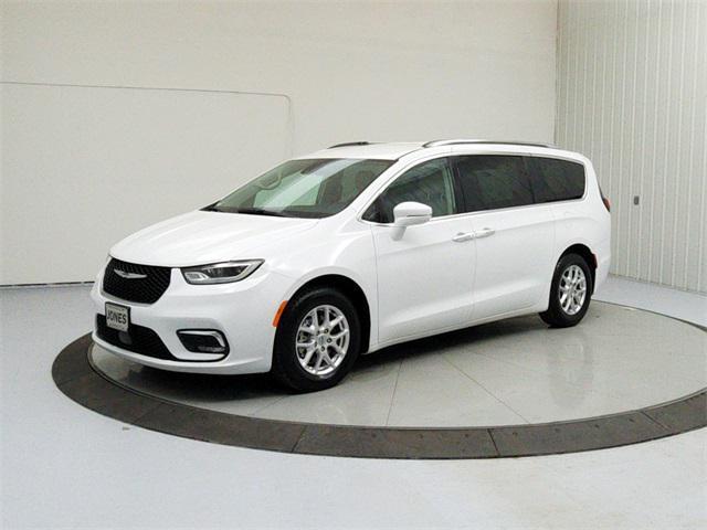 used 2021 Chrysler Pacifica car, priced at $20,784